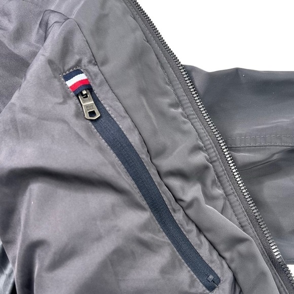 New Men’s Tommy Hilfiger Water Resistant Performance Bomber Jacket Size M - Picture 11 of 14